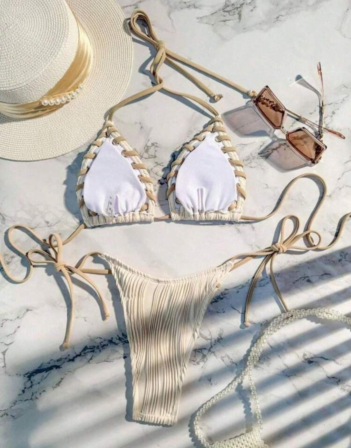 Bikini Beige