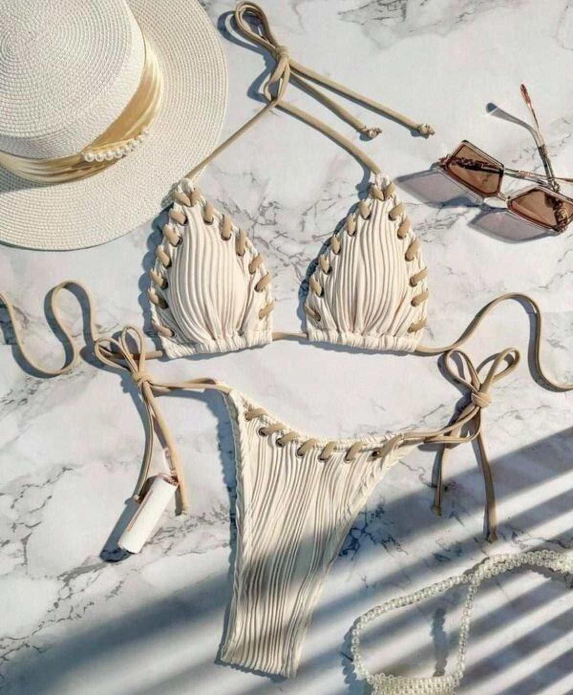 Bikini Beige