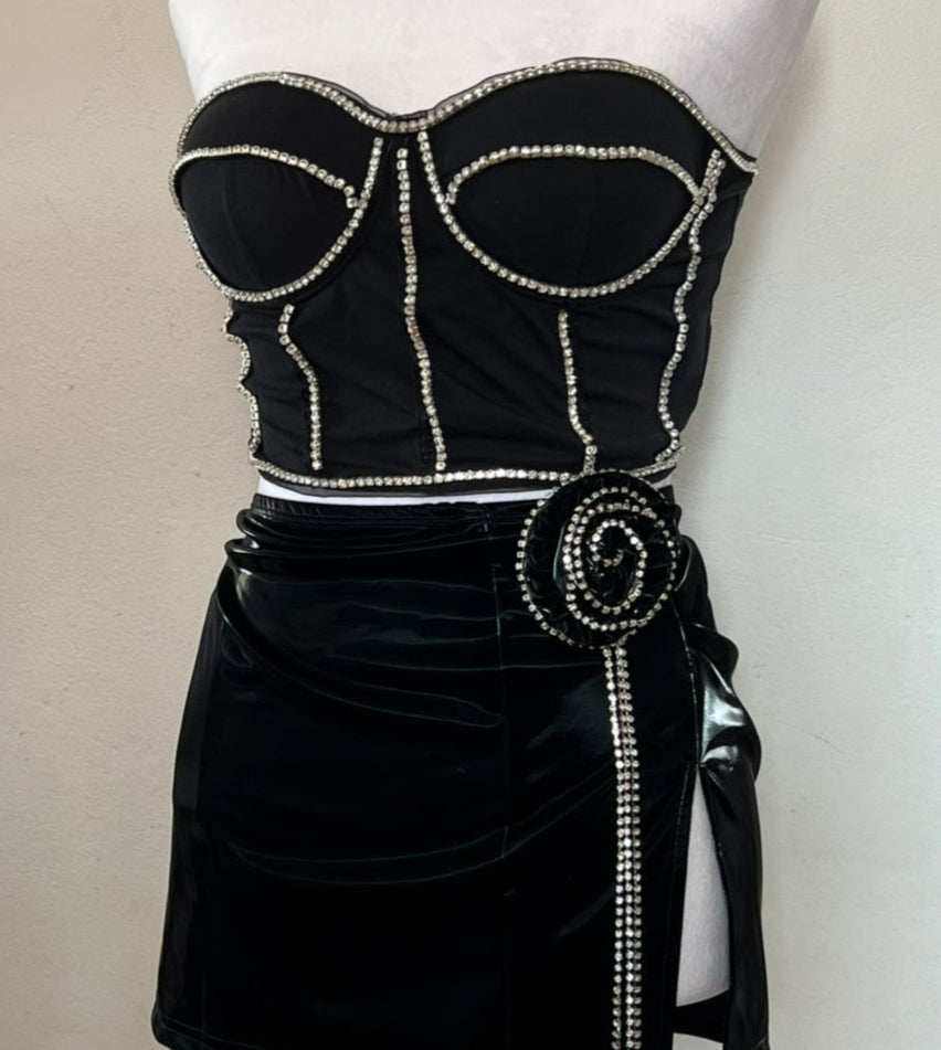 Falda Negra